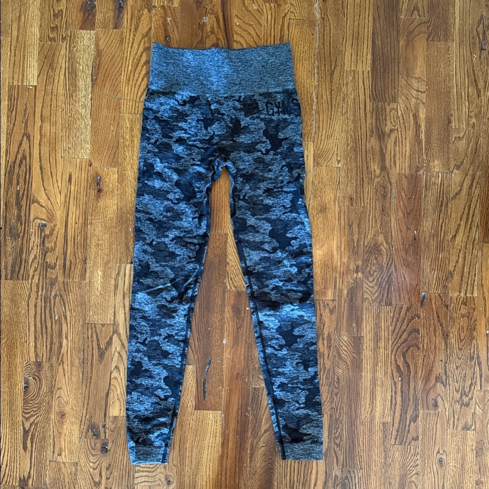 Gymshark Black and Gray Camouflage Leggings